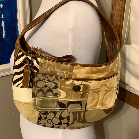 Classic Coach Purse - Picture 2 of 7